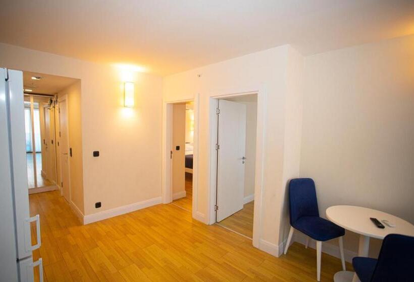 Beach Hotel Orbi City