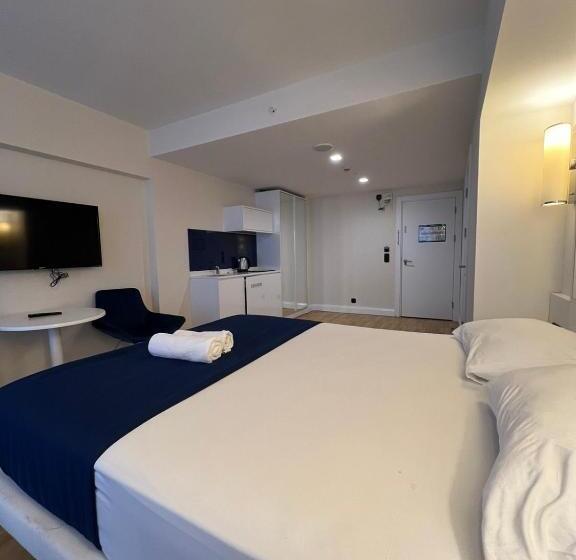 Beach Hotel Orbi City