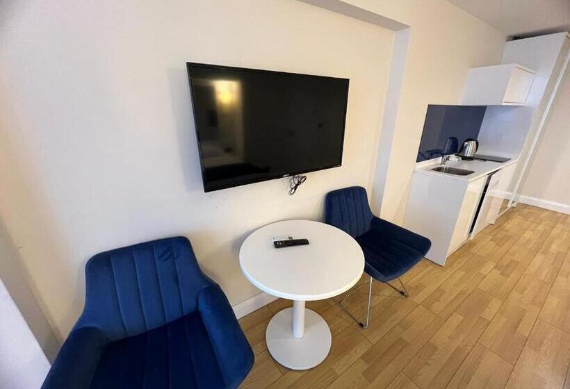 Beach Hotel Orbi City