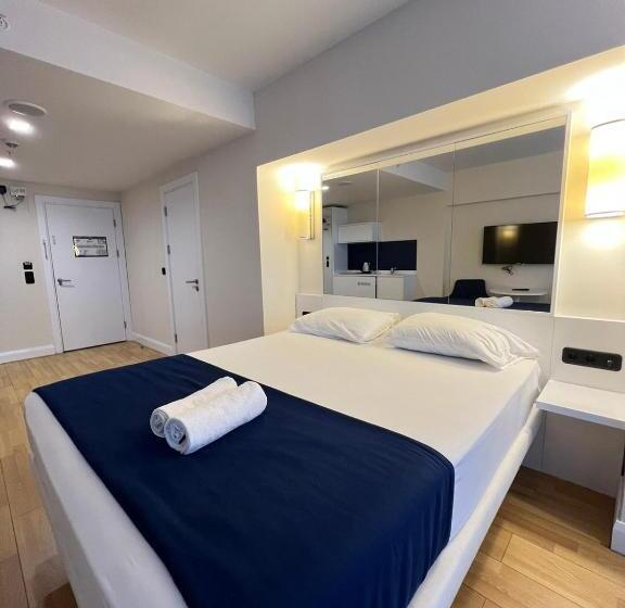 Beach Hotel Orbi City