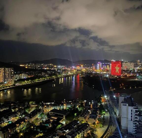 هتل Khách Sạn A Lacarte Hạ Long   Quảng Ninh