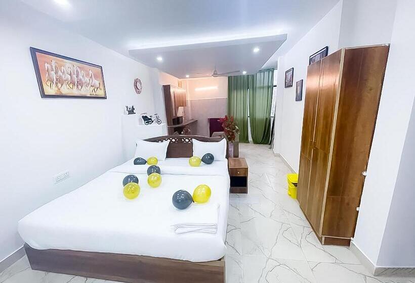 בית מלון כפרי Hauz Khas Villa