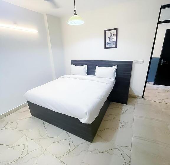 בית מלון כפרי Hauz Khas Villa