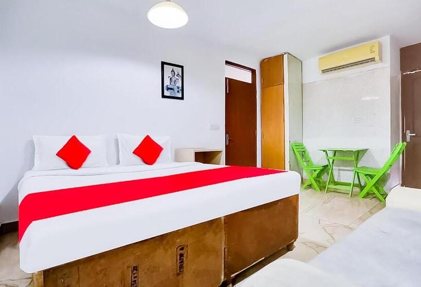 בית מלון כפרי Hauz Khas Villa