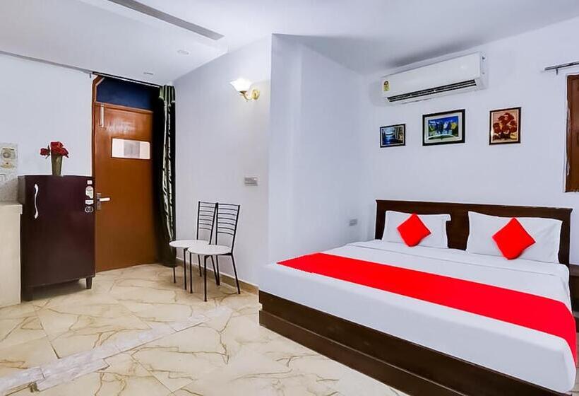 בית מלון כפרי Hauz Khas Villa