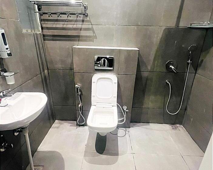 בית מלון כפרי Luxury Stays White House    By Sky Group    Special Studio Rooms For Families, Couples & Corporate