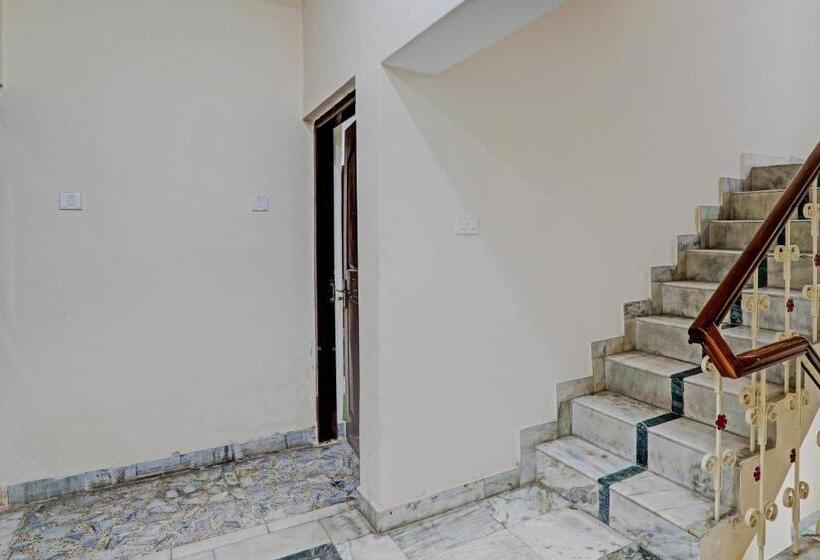 Hôtel O Pg On Ganges