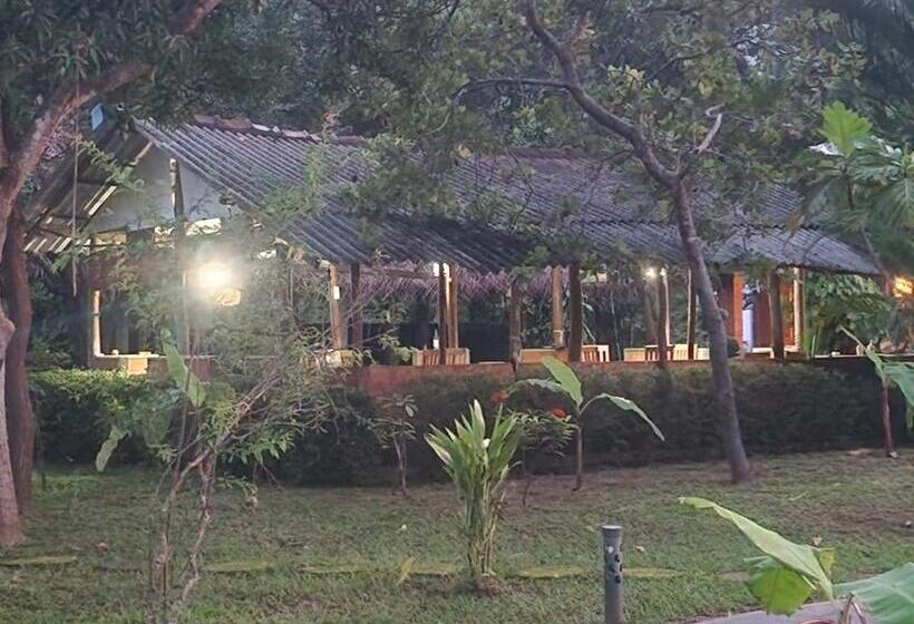 Hotel Sigiriya Cottage