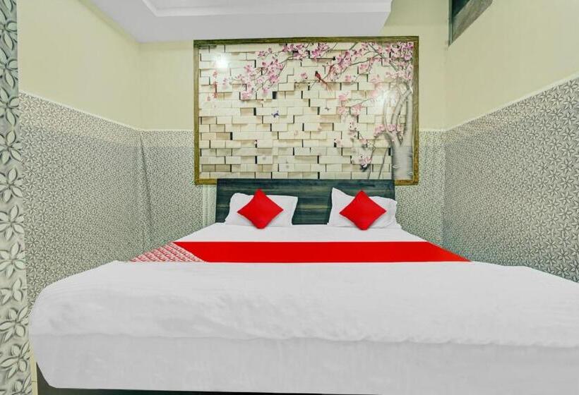 Oyo Flagship 80557 Hotel New Ss Palace