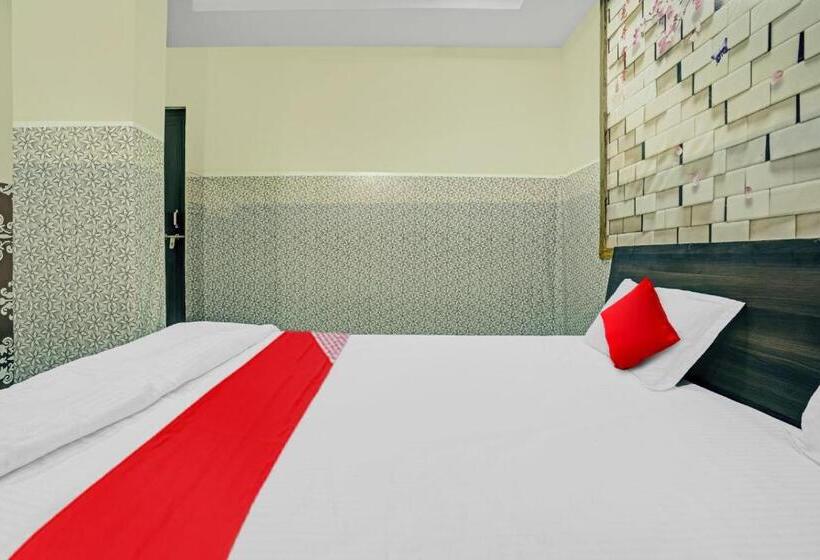 Oyo Flagship 80557 Hotel New Ss Palace