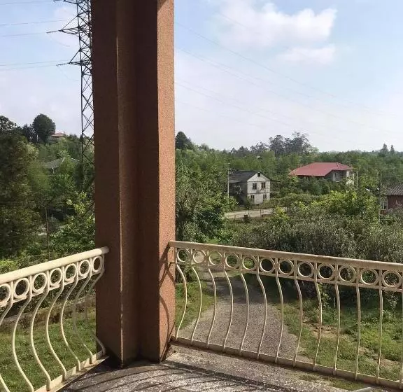 پانسیون Guest House Nana