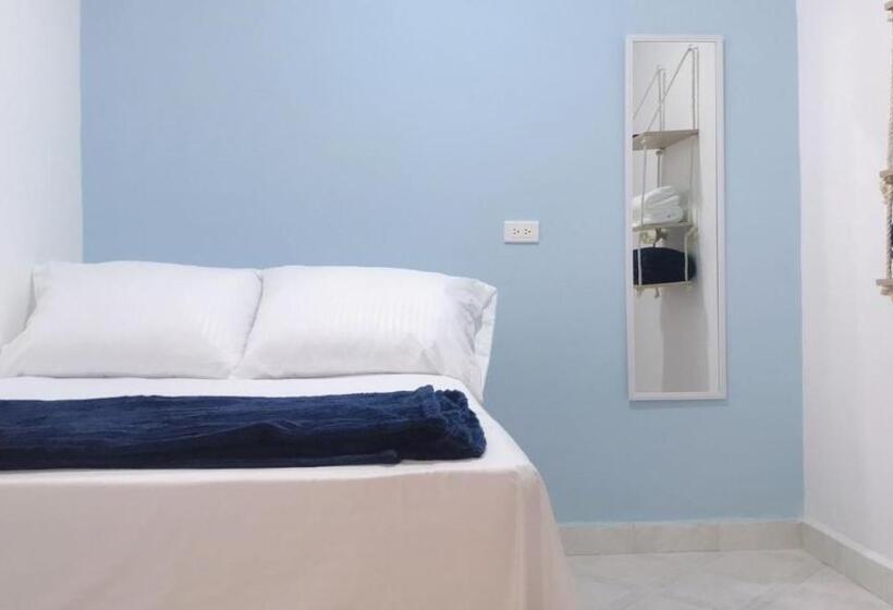 פנסיון Habitacion Privada En Jardin Cerca Al Parque