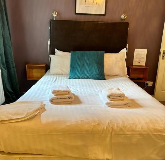 膳宿费 Lamp Light Rooms