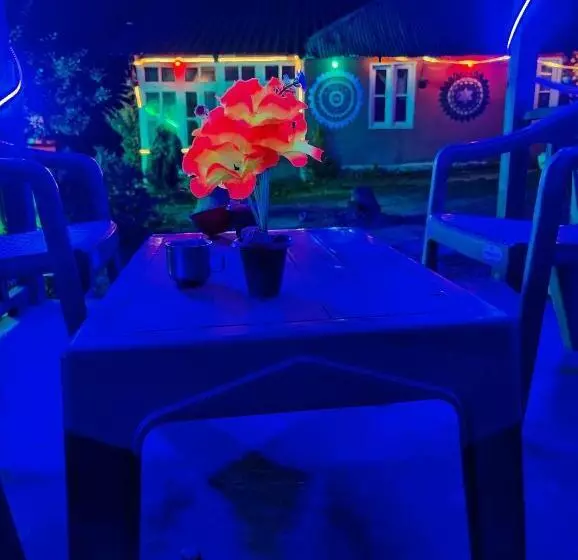 ペンション Renuka Homestay And Cafe