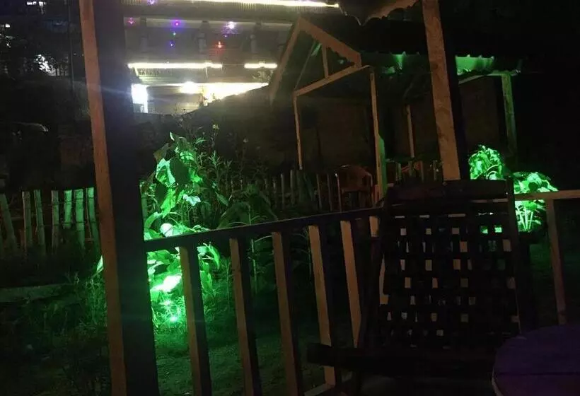 ペンション Renuka Homestay And Cafe
