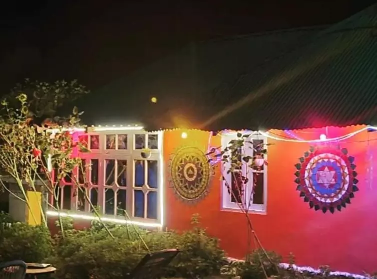 ペンション Renuka Homestay And Cafe
