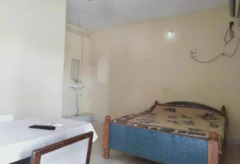 ペンション Trilochan Cottage Mahabalipuram