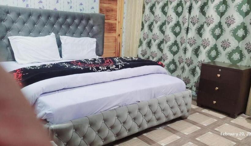 River Breeze Family Hotel, Swat