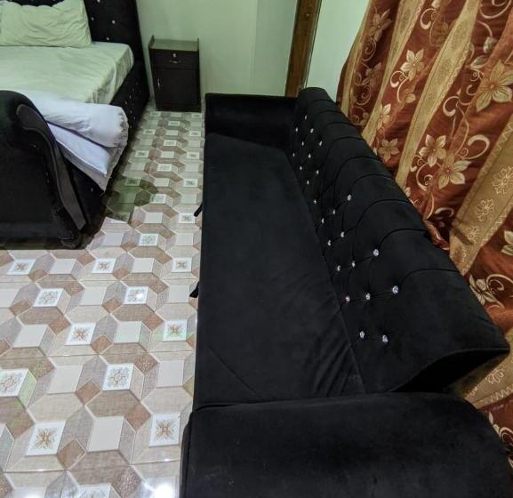 River Breeze Family Hotel, Swat