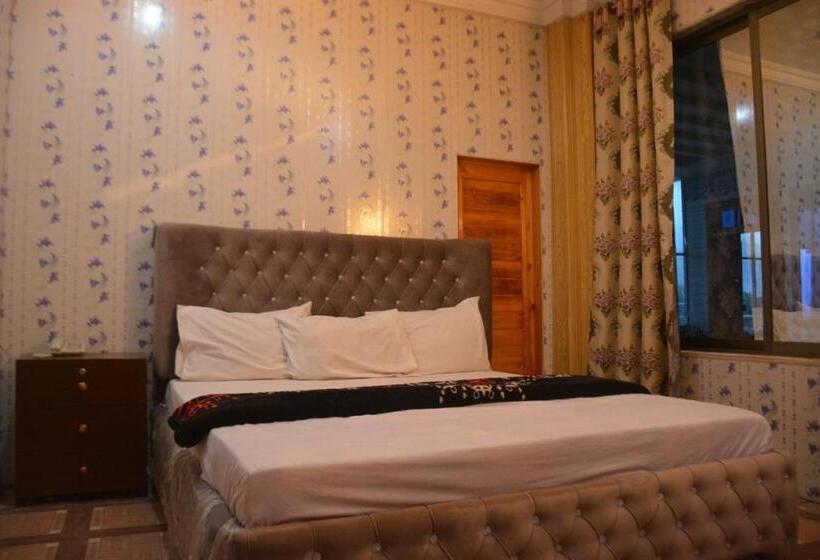 River Breeze Family Hotel, Swat