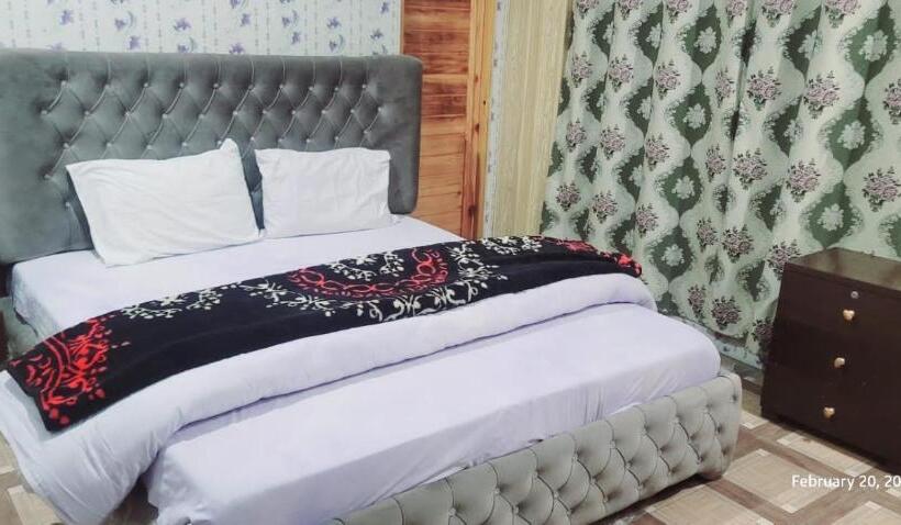 River Breeze Family Hotel, Swat