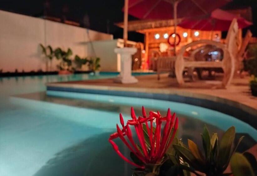 منتجع Melasti Mountain Villa, Amed Bali   Agung Room 1