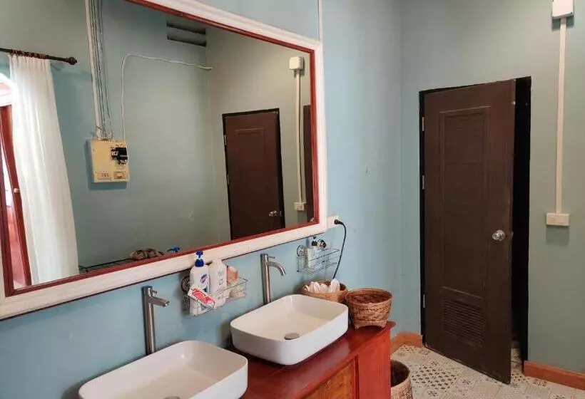 Via Hostel Pakse