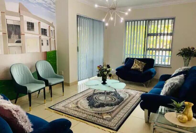 تختخواب و صبحانه Atonement Luxury Villa