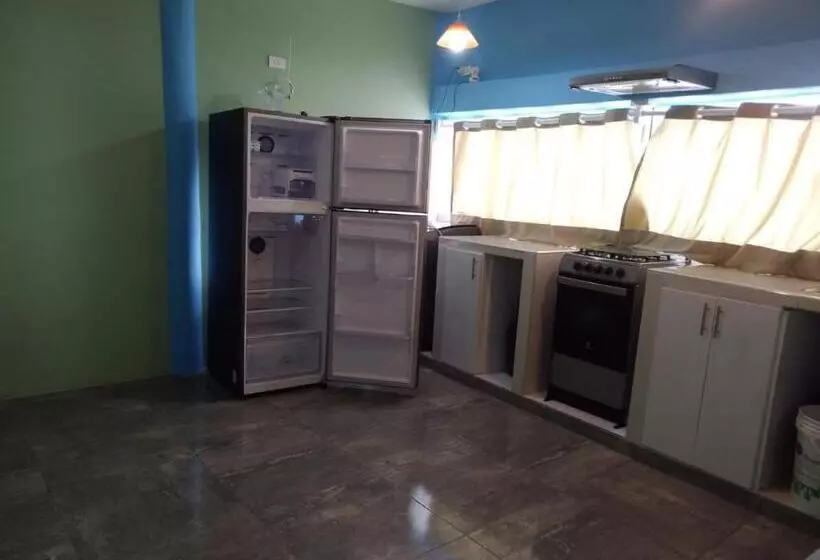 Hotelli Balcones De Zorritos