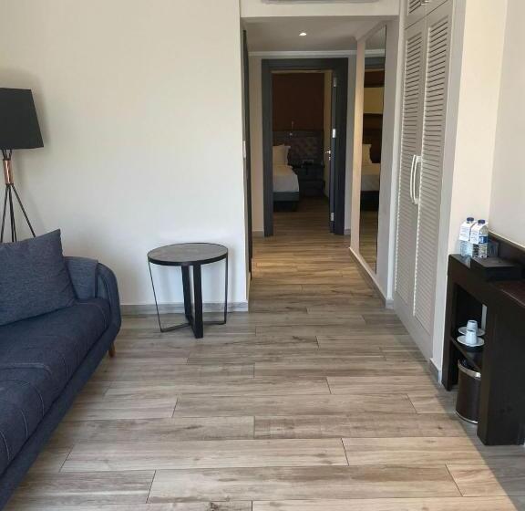 هتل Göcek Random Rooms By Lookbookholiday