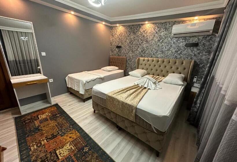 בית מלון כפרי Gür Royal Suit Aparts