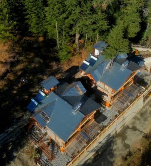 בית מלון כפרי Himalayan Chalets Jibhi