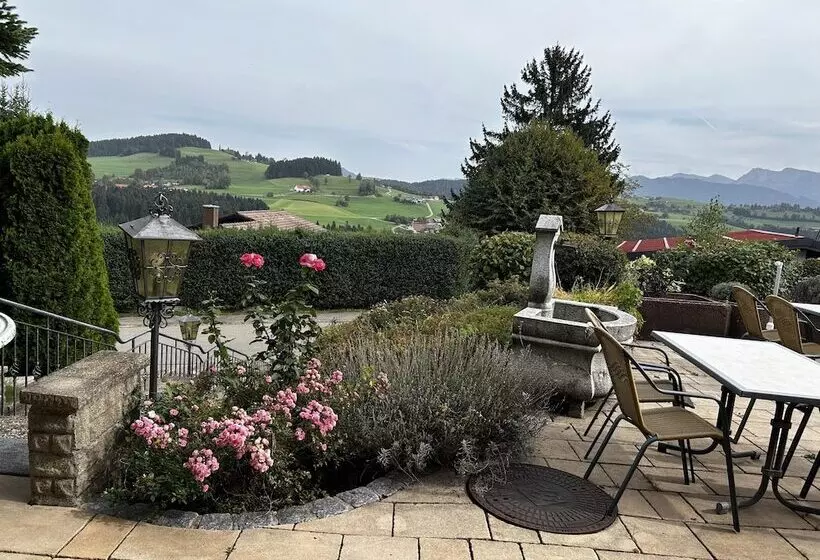 Hotelli Jms Holiday Allgäu