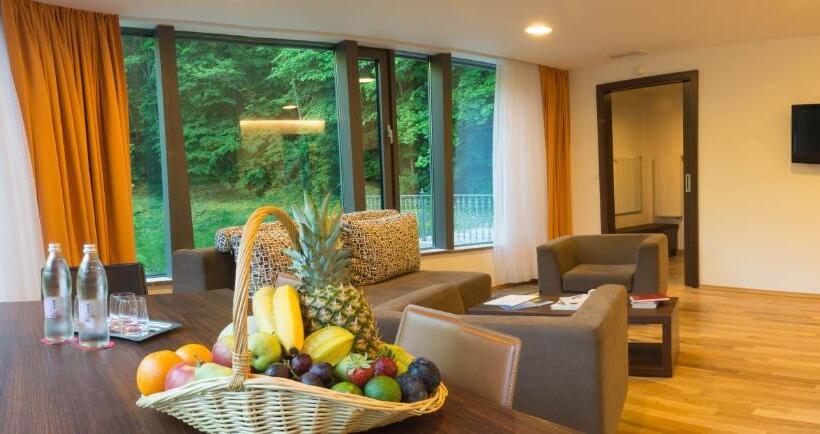 هتل Rimske Terme Resort Vila Sisi