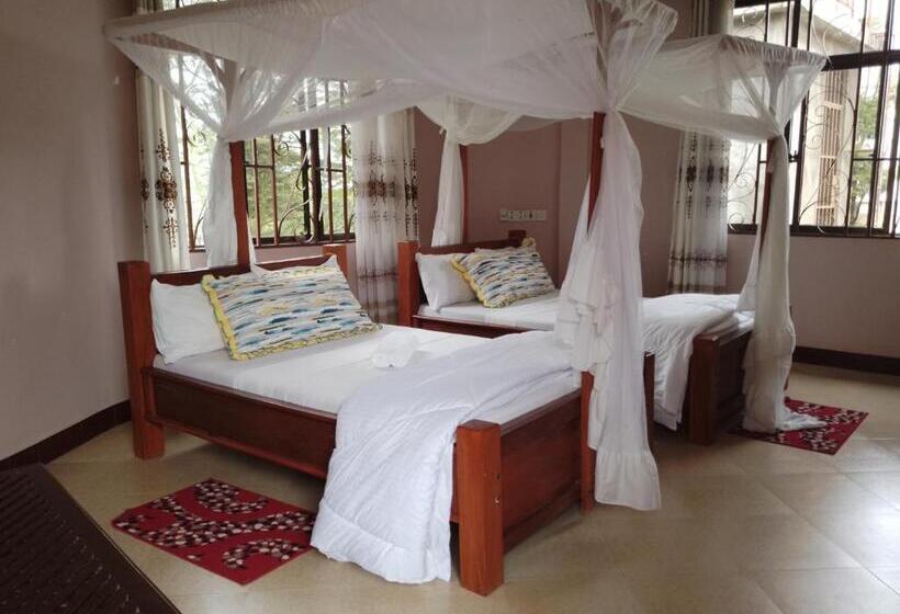 בית מלון כפרי Upendo Manyara Safari Lodge