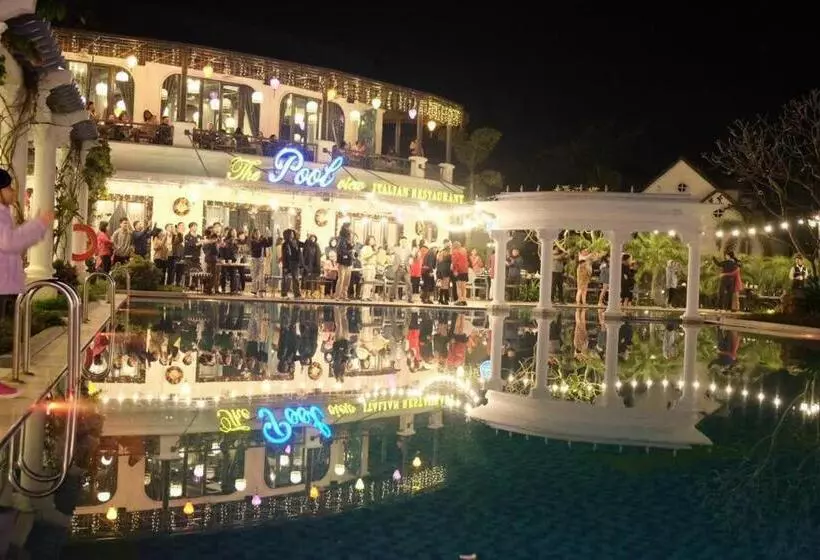 هتل Vườn Vua Resort & Villas