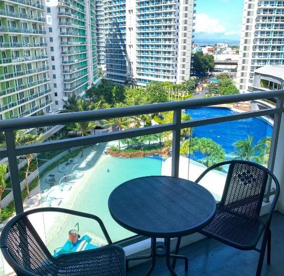 Manila Homes Azure 1br Beach View