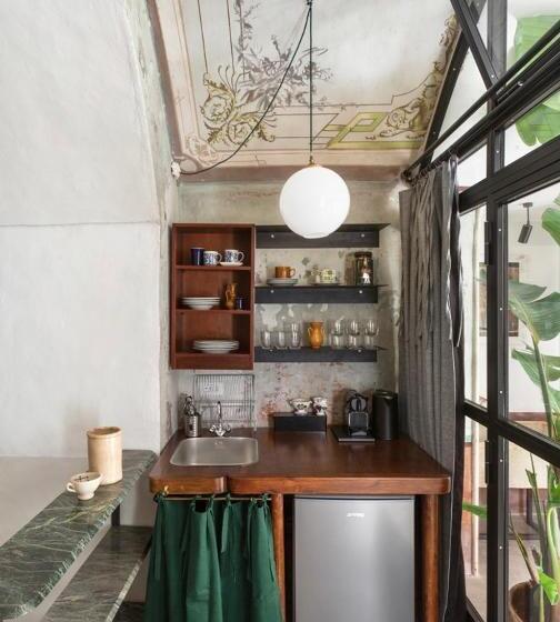 Panzió Almà Art Studio