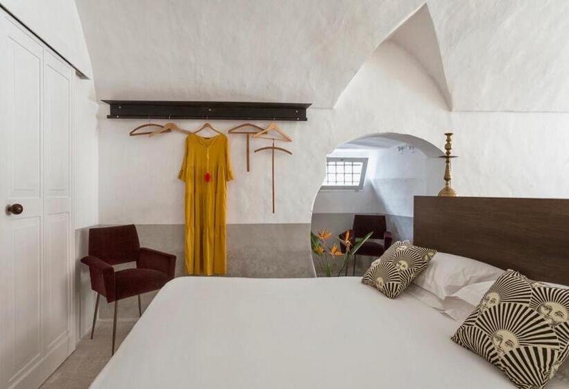 Panzió Almà Art Studio