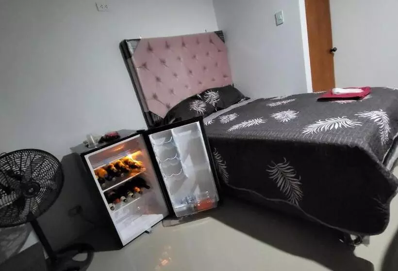 ペンション Hostal El Embrujo 2