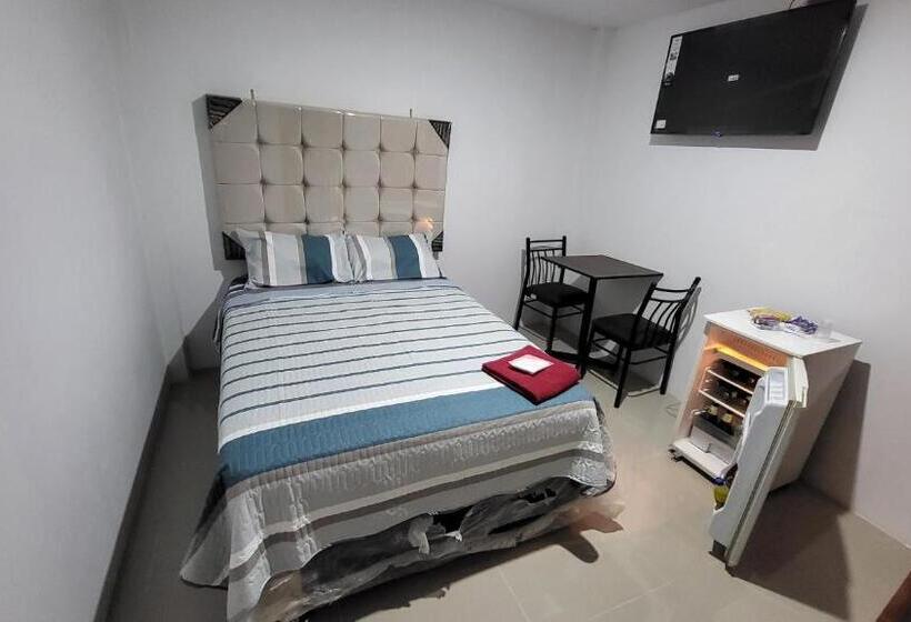 ペンション Hostal El Embrujo 2