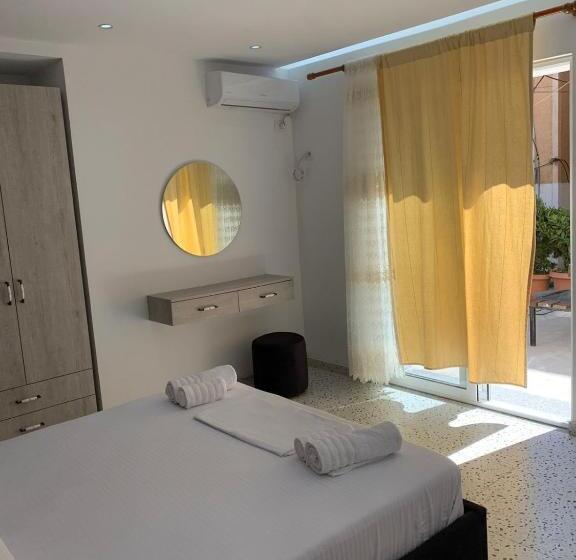 Majatalo Oxhaku Guest House