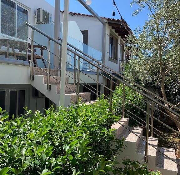 Majatalo Oxhaku Guest House