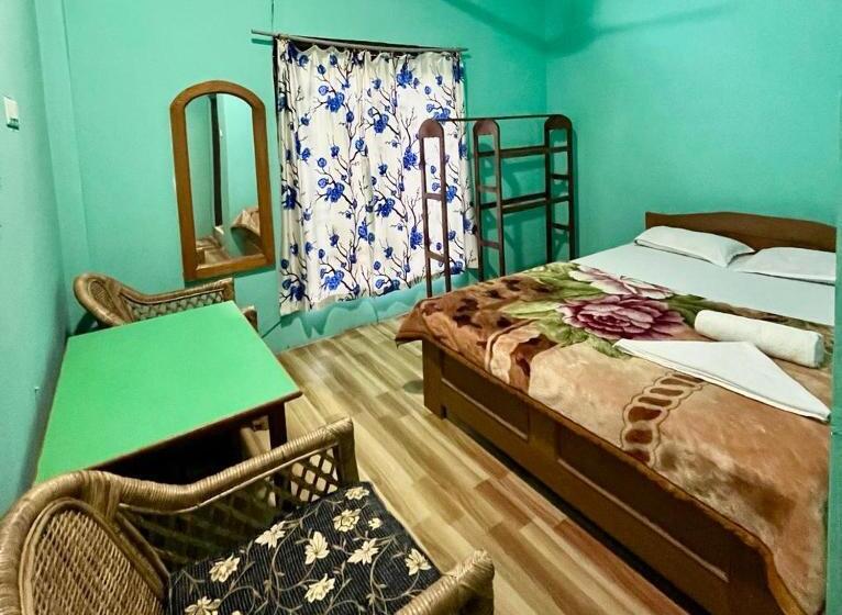 Пансион Song By Meadow Homestay