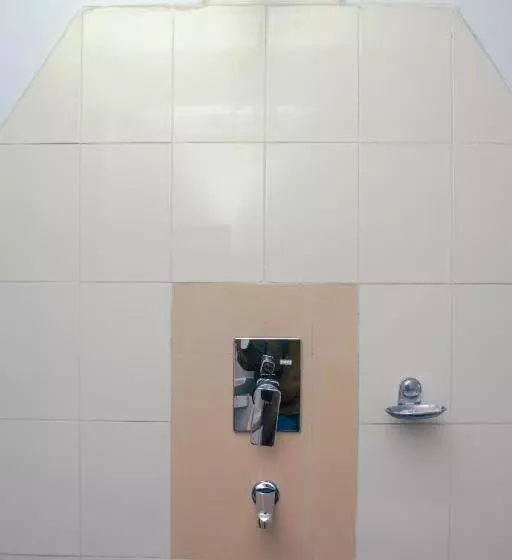 Roamers Inn Hostel