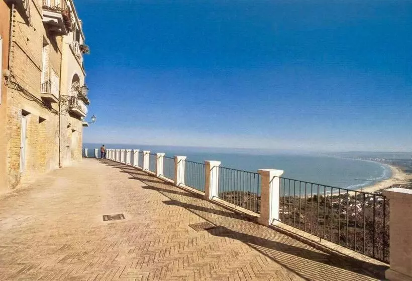 تختخواب و صبحانه Casa Zaccardi