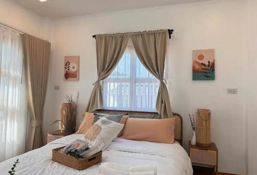 ベッドアンドブレックファースト Heaven Villa At Pua น่าน