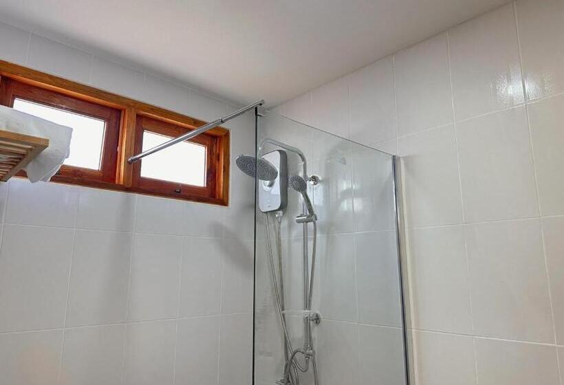 Bed and Breakfast Heaven Villa At Pua น่าน