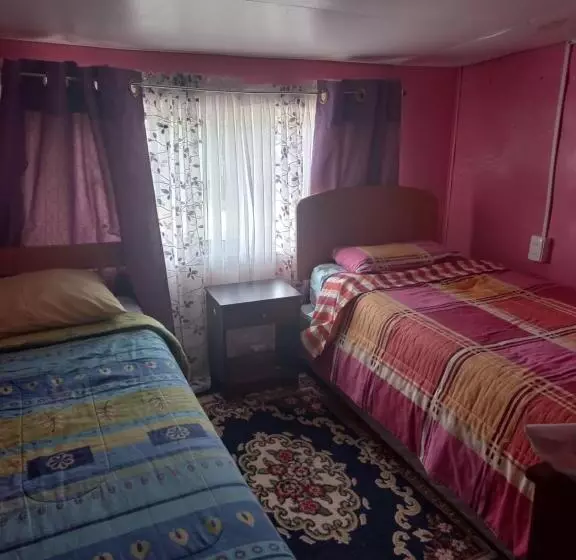 تختخواب و صبحانه Hospedaje Familiar Domi Luis