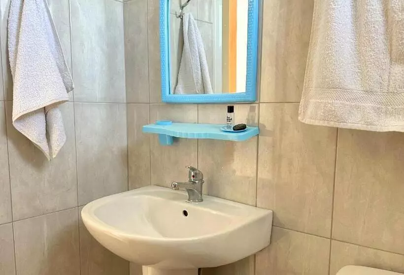 Aamiaismajoitus (B&B) Kel Rooms